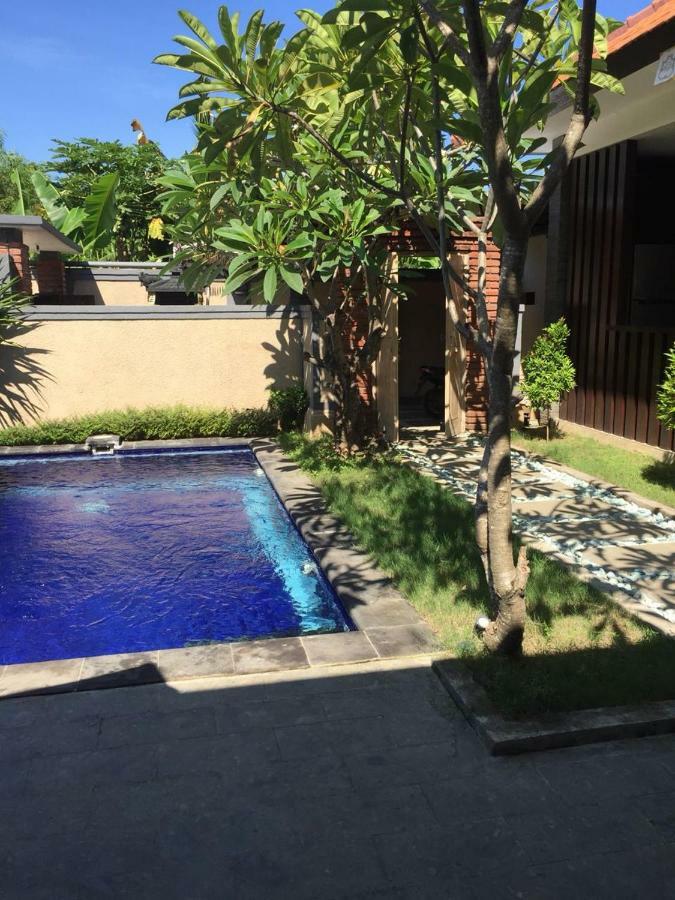 Villa Twin Lovina 外观 照片