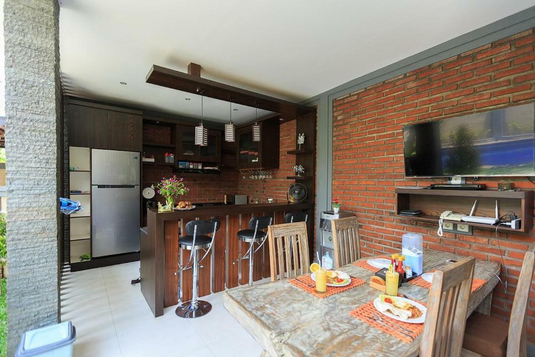 Villa Twin Lovina 外观 照片